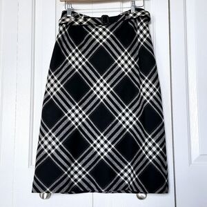 Jones New York Pure New Wool Plaid Skirt w/ Matching Belt, Made in Canada Size 6